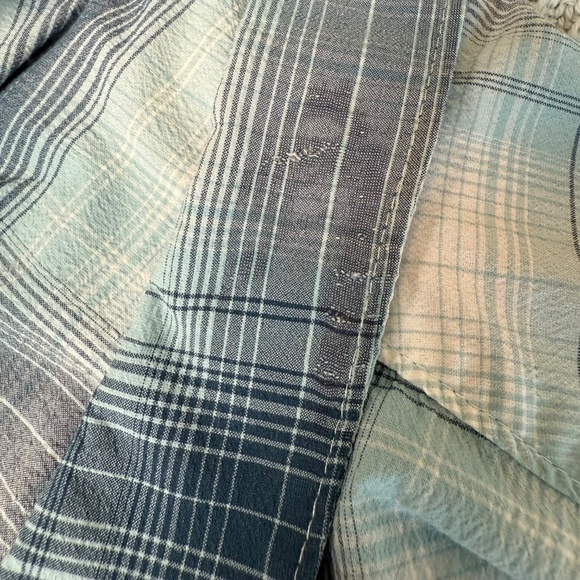 LL Bean Beach Cruiser Shirt Womens Large Reg Blue Plaid Top Blouse Gorpcore - Picture 6 of 9